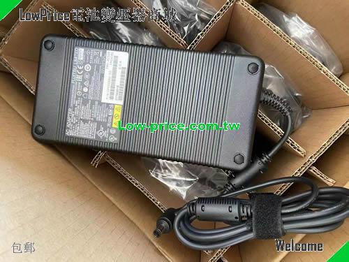 FUJITSU ADP-210BB B 筆電變壓器 19V 11.05A 210W