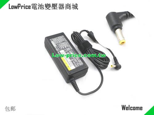  19V 3.42A Power Adapter for FUJITSU SH771 LIFEBOOK E753 E743 E733 U772 UH552 UH572 C44 Charger FUJITSU 19V 3.42A 65W 筆電變壓器 