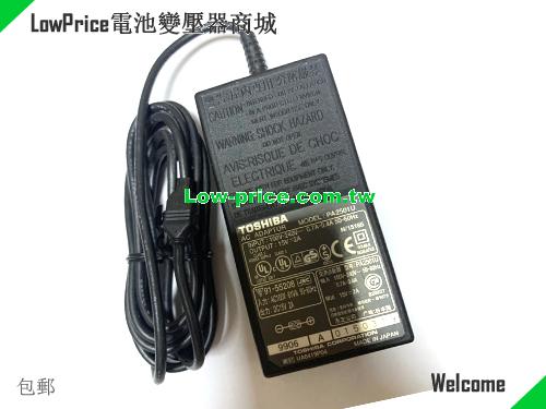 TOSHIBA PG3010 筆電變壓器 15V 2A 30W