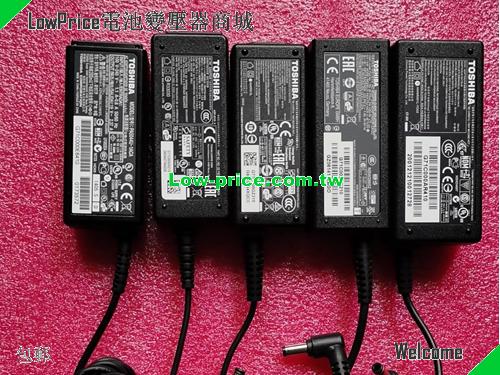 TOSHIBA PA3822E-1AC3 筆電變壓器 19V 2.37A 45W