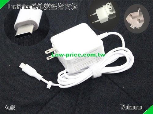 UNIVERSAL  20V 2.25A AC Adapter