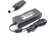 DELTA 19V 7.1A 135W筆電變壓器，副廠/原廠筆電電源供應器，接頭規格-5.5 x 2.5mm 