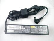 FUJITSU 16V 3.75A 60W筆電變壓器，副廠/原廠筆電電源供應器，接頭規格-