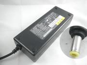 FUJITSU 19V 6.32A 120W筆電變壓器，副廠/原廠筆電電源供應器，接頭規格-5.5 x 2.5mm 