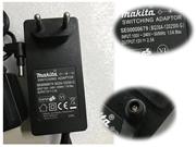 MAKITA 12V 2.5A 30W筆電變壓器，副廠/原廠筆電電源供應器，接頭規格-5.5 x 3.0mm 