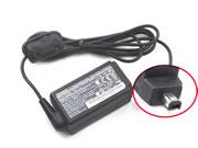 PANASONIC 12V 2A 24W筆電變壓器，副廠/原廠筆電電源供應器，接頭規格-