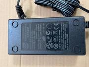 Ten Bao 24V 2.7A 72.9W筆電變壓器，副廠/原廠筆電電源供應器，接頭規格-5.5 x 2.5mm 