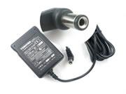 TOSHIBA 5V 3A 15W筆電變壓器，副廠/原廠筆電電源供應器，接頭規格-5.5 x 2.1mm 